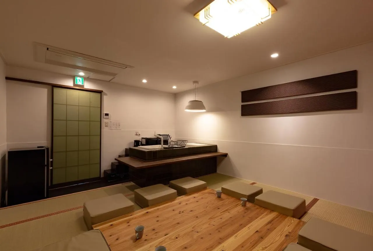 Urban Inn Sun Rise Osaka Guest house